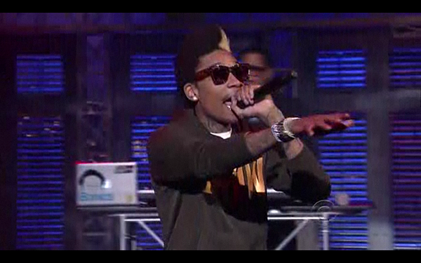 wiz khalifa roll up video. Wiz performed “Roll Up” from