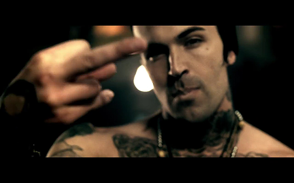Recent Shady Records signee Yelawolf has dropped the video for Daddy's
