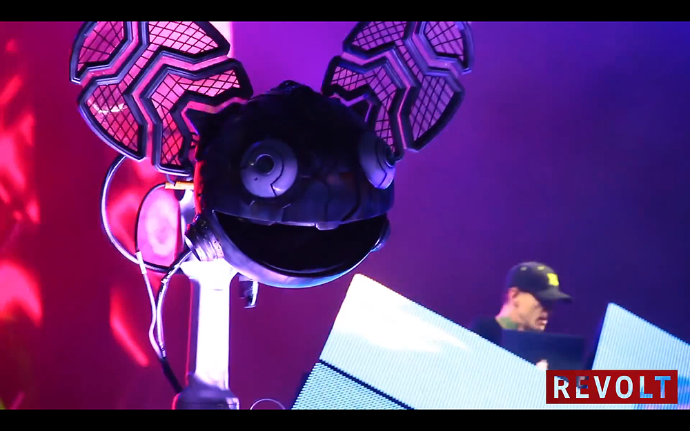 Jay Z Parties to Deadmau5 Made In America Festival Video