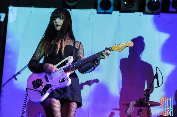 Dum Dum Girls-4