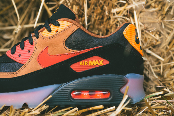 Nike Air Max 90 Ice “Halloween 