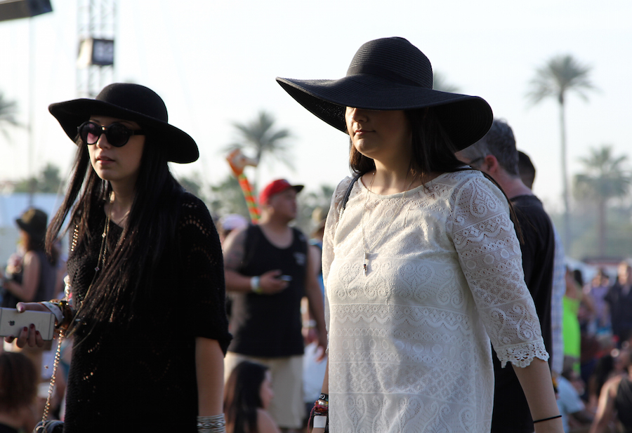 Coachella 2015 Street Style-31