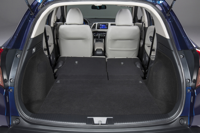 Introducing the 2016 Honda HR-V-trunk3