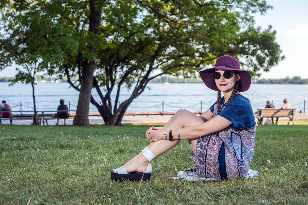 Festival Fashion 2015 Sitting