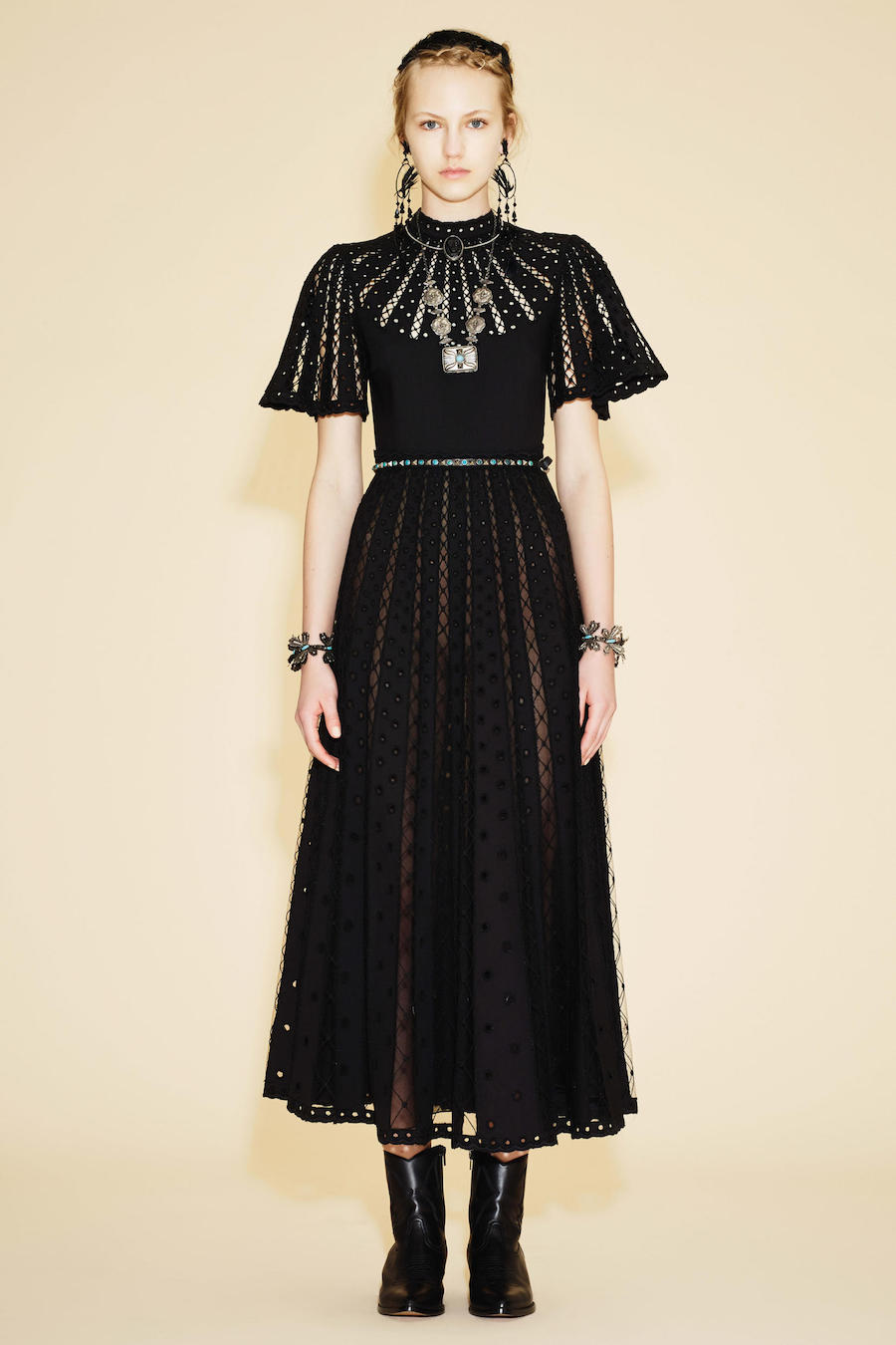 Valentino Resort 2016-21