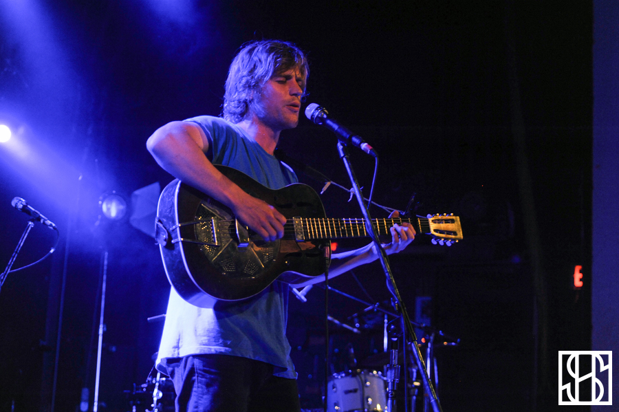 Johnny Flynn-1