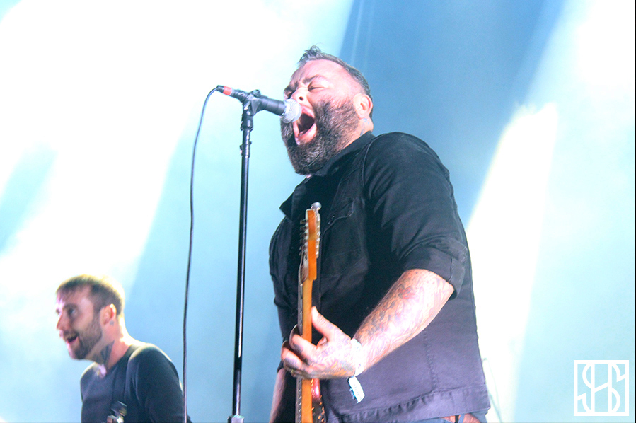 Alexisonfire-Riot-Fest-15