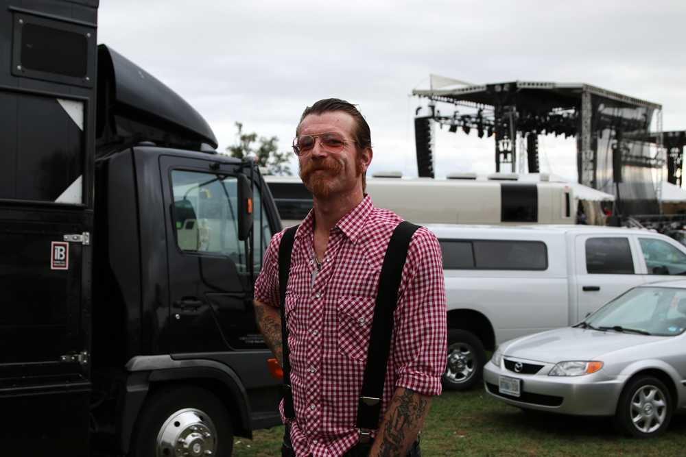 Jesse-Hughes-Eagles-Of-Death-Metal-Riot-Fest-2015