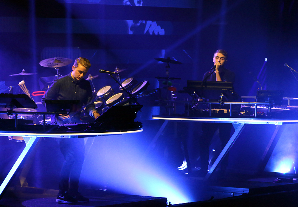 Disclosure-Apple-Music-Festival-2015-London