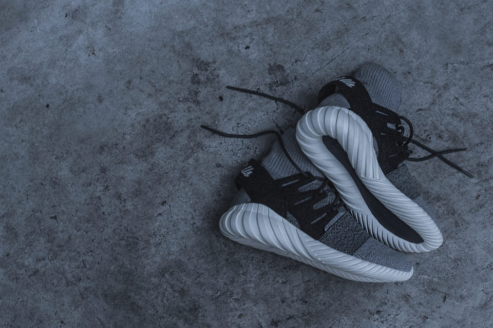 Adidas tubular doom kith online