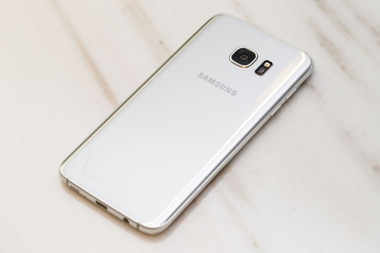 Samsung Unveils the Galaxy S7 & S7 Edge Smartphones-4