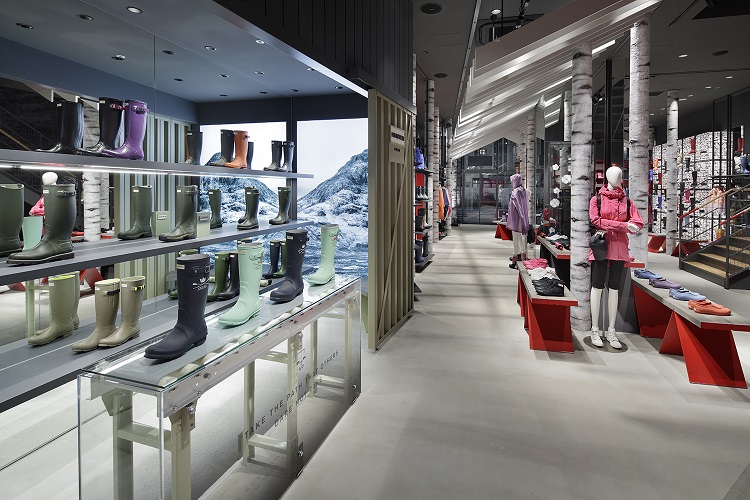 Hunter Opens Second Flagship Store in Tokyo-5