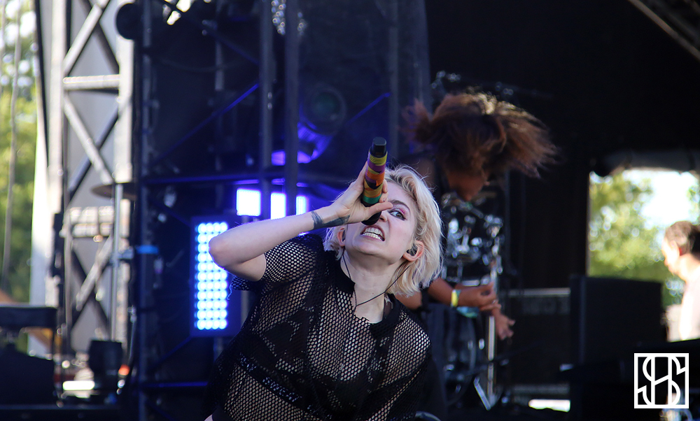 Grimes Bestival Toronto 2016-3