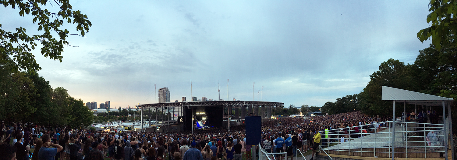 Molson Amp Lawn Sunset