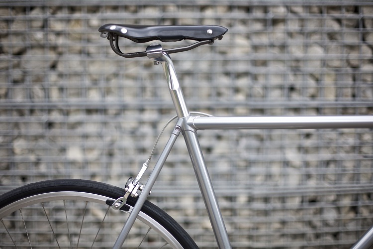 Freddie Grubb Releases The Fleet DB Silver Edition Road Bike-5
