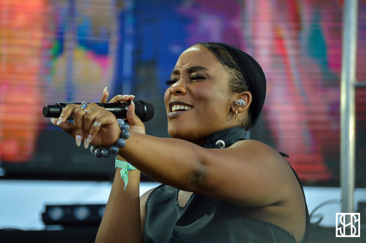 fyf-fest-2016-blood-orange-8