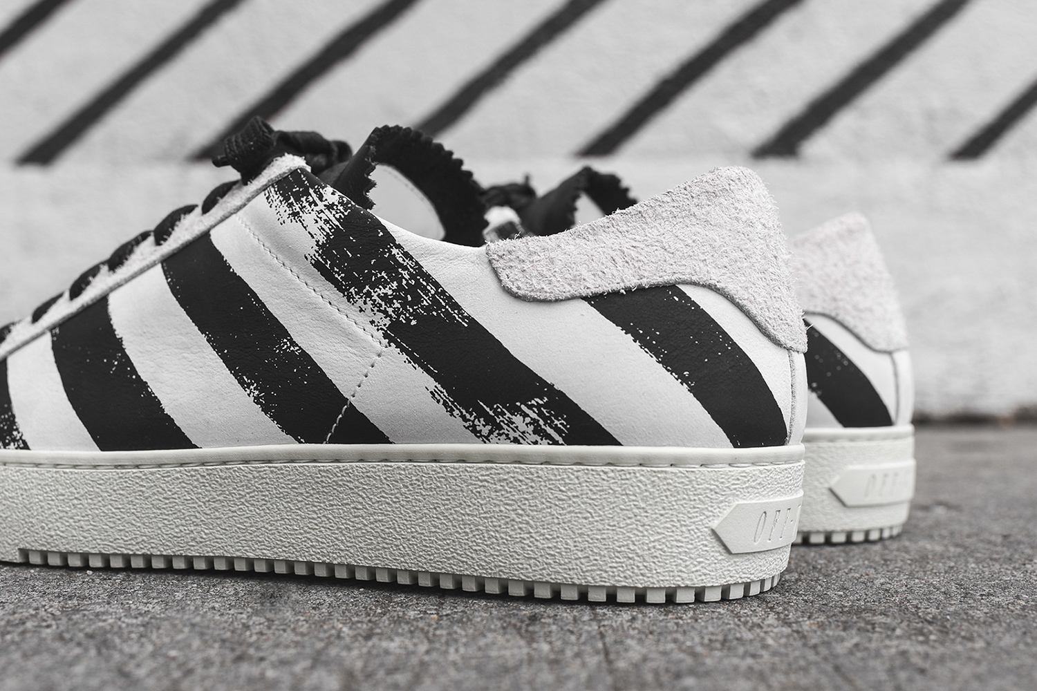 off-white-striped-sneaker-pack-07