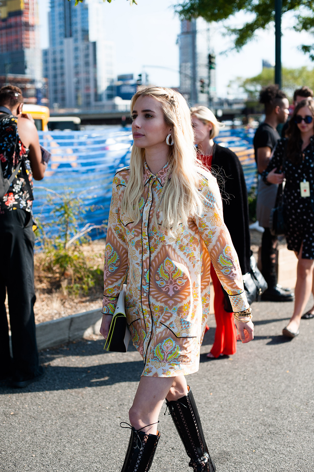 nyfw-street-style-emma-roberts