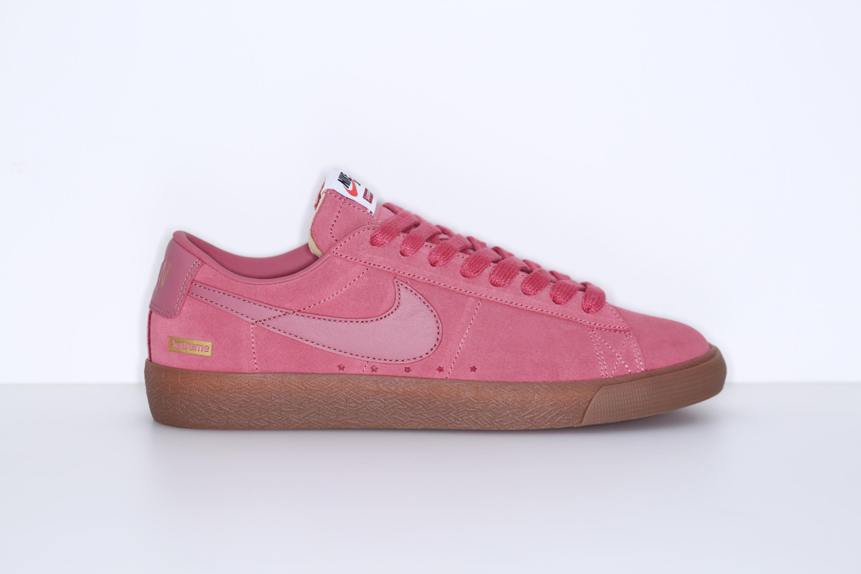 supreme-x-nike-sb-blazer-low-1