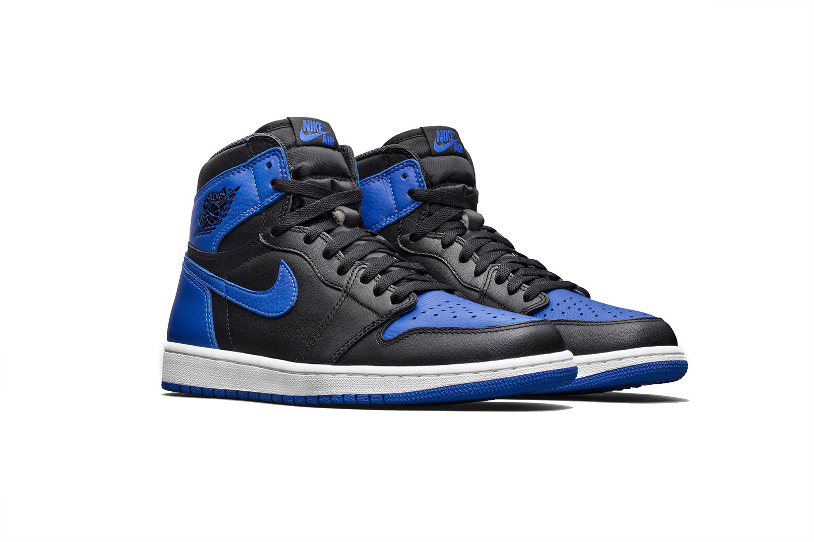 Jordans royals store