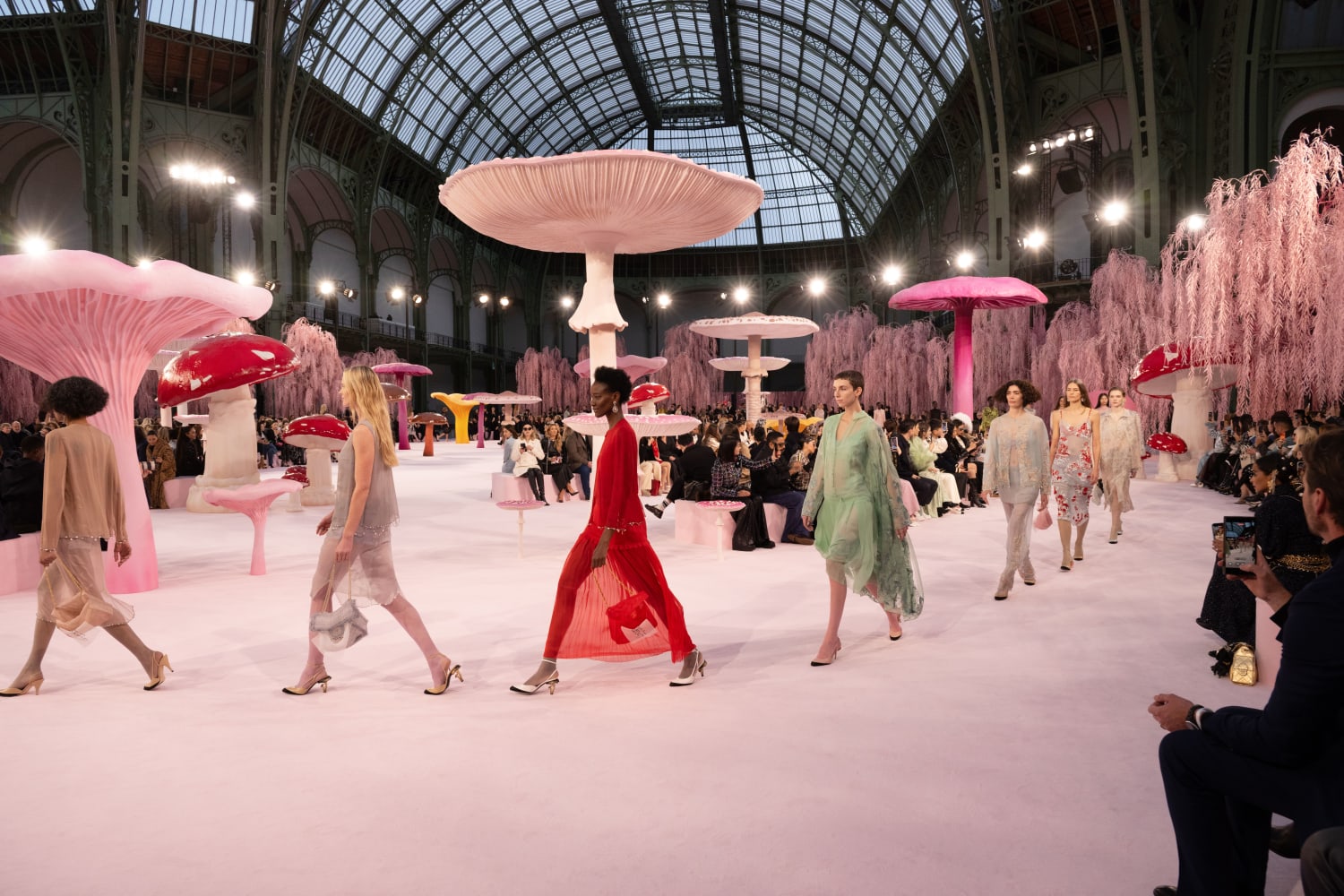 Inside Matthieu Blazy’s Chanel Spring Summer 2026 Couture Debut ...